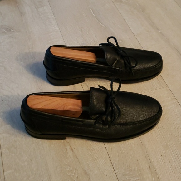 Shoes - Picture 2 of 3